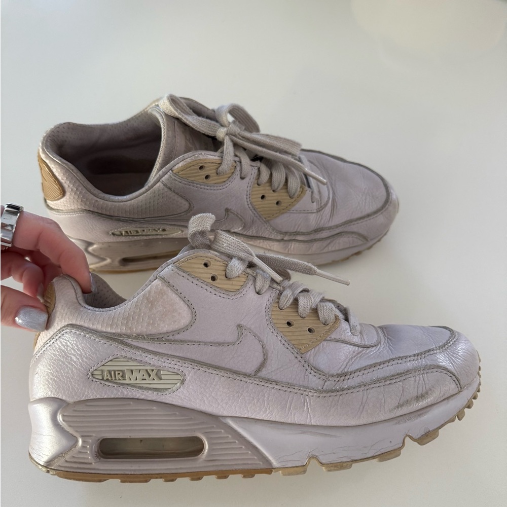 Lavender Nike Air Max Women's Sneakers from Paris
